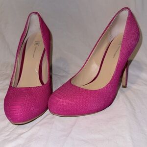 INC International Concepts Lilly hot pink leather stilettos in size 8
